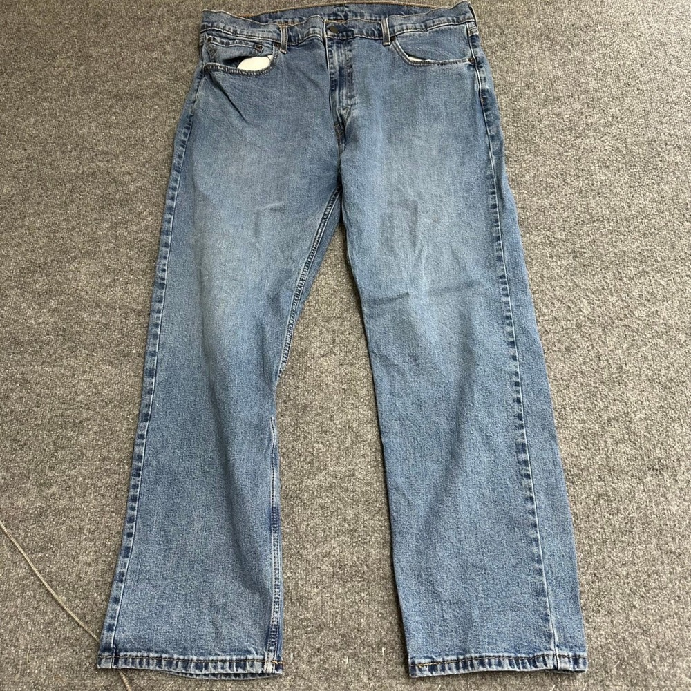 Levi's Jeans Mens Size 42x30 Blue 550 Relaxed Fit Denim Medium Wash Classic